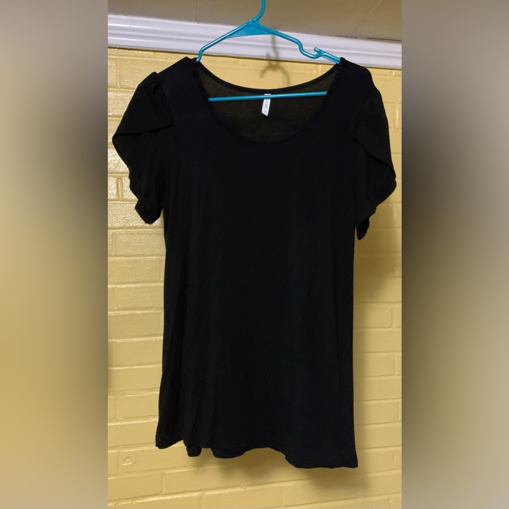 Cathy size medium super soft black shirt